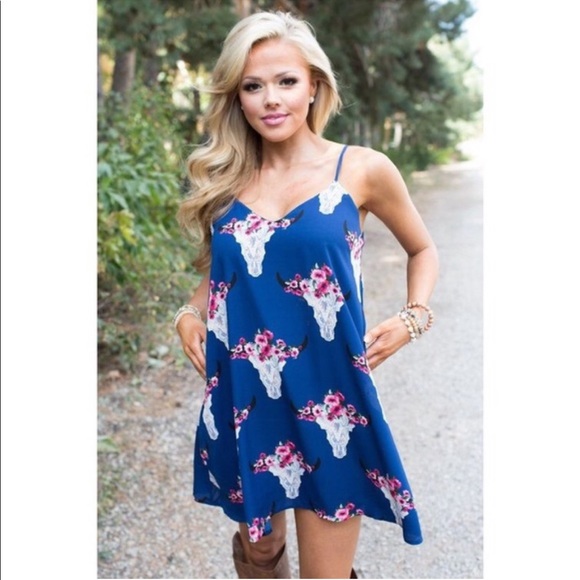 Altar'd State Dresses & Skirts - Altar’d State Bull Skull with Flower Crown Dress - Size Small